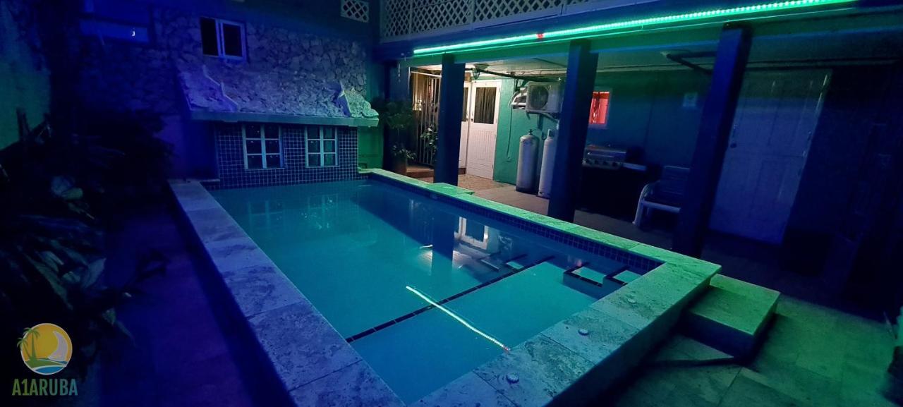 A1 Apartments Aruba Oranjestad Eksteriør bilde
