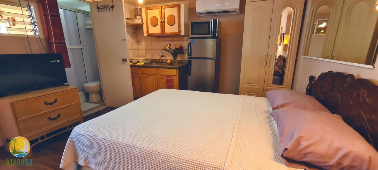 A1 Apartments Aruba Oranjestad Eksteriør bilde